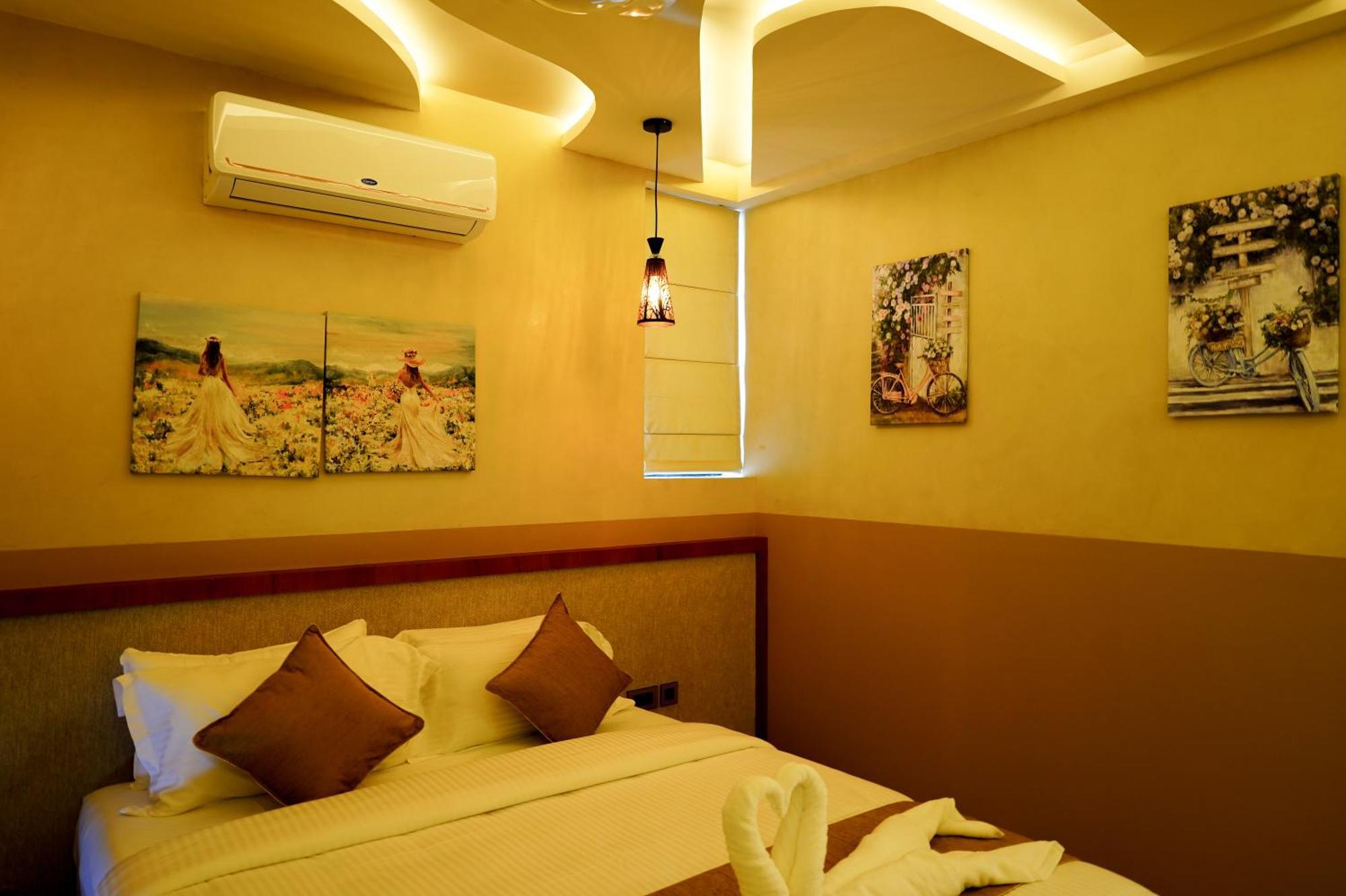 Mount Stratus Resort Vayalada Balussery Exterior photo