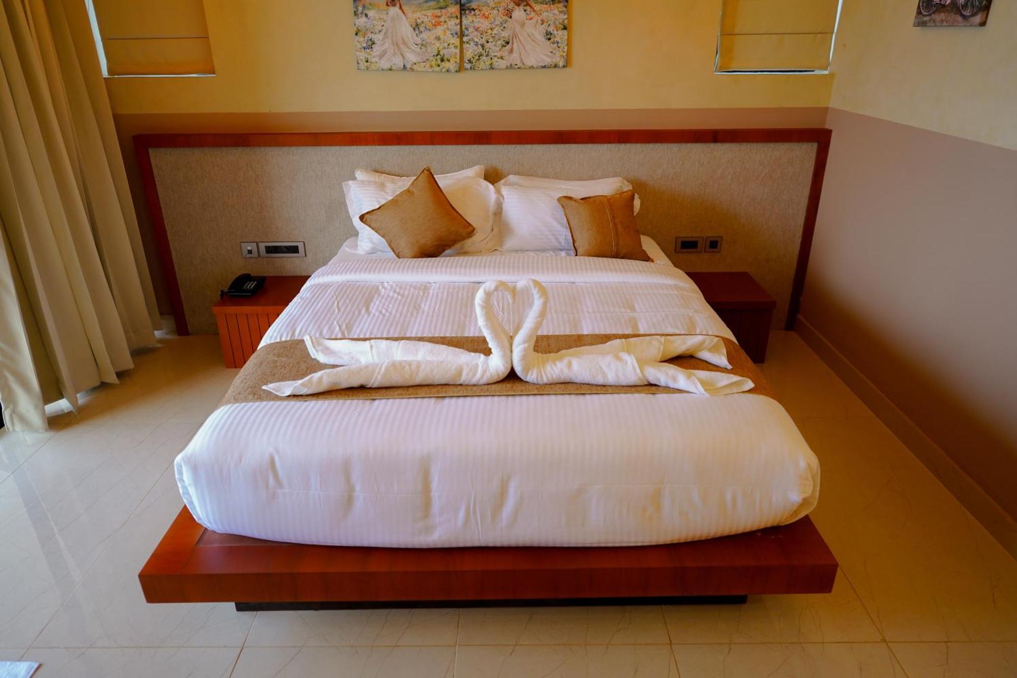 Mount Stratus Resort Vayalada Balussery Exterior photo